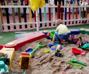 Puzzle Παιδί στο sandbox
